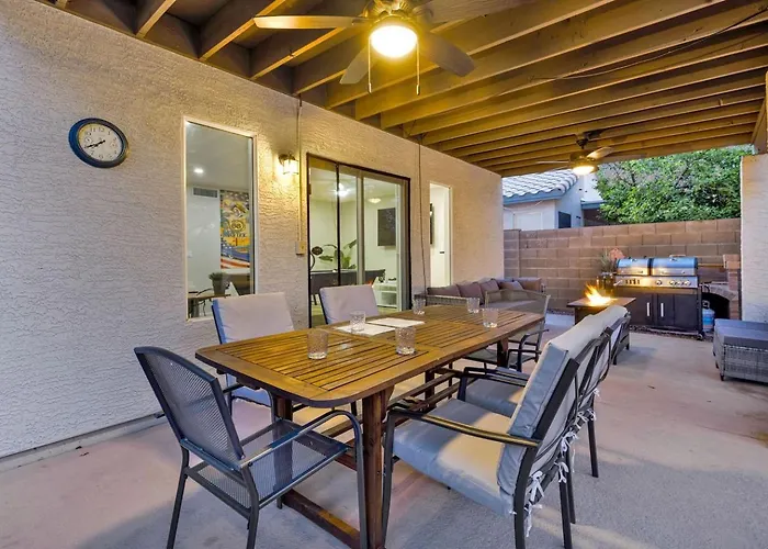Sparkling Saltwtrpoolspafirepitnetflixnfl Holiday home *
