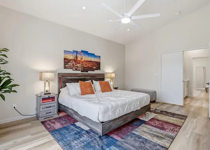 Sparkling Saltwtrpoolspafirepitnetflixnfl Holiday home
